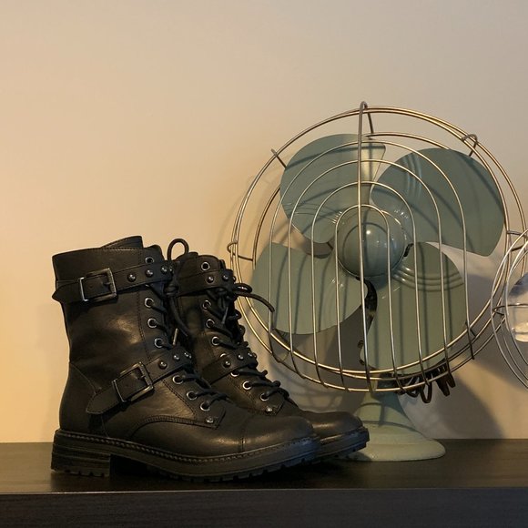 Nearly New (Only Worn Once) G by Guess Edgy-Inspired Granted Lace-Up Combat Boot - Picture 2 of 16